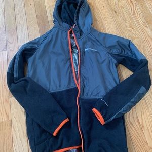 Winter jacket insulated light weight for the little guys who don’t like big coat